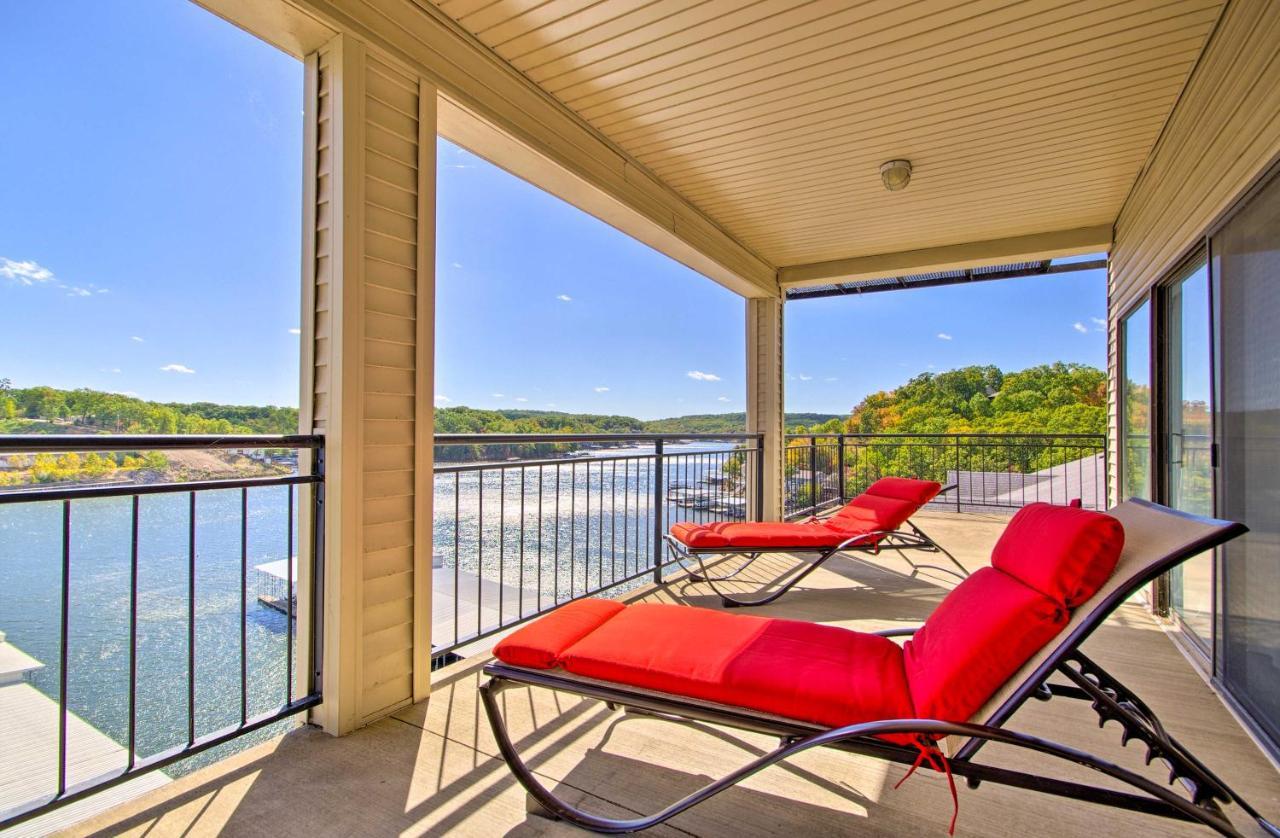 Bright Waterfront Condo With Resort Amenities! เลกโอซาร์ก ภายนอก รูปภาพ